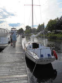 Alberg 22 sailboat