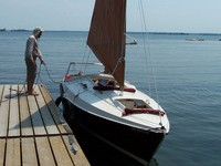Dovekie sailboat at the dock